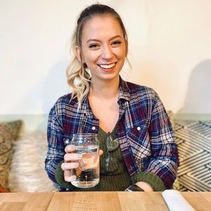 Meet your Posher, Jessica
